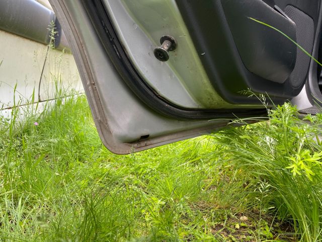 bontott MAZDA 323 Bal hátsó Ajtó (Üres lemez)