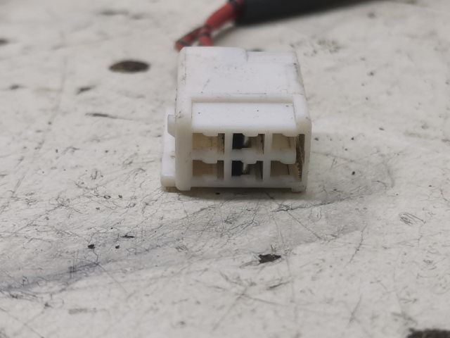 bontott MAZDA 323 Bal hátsó Ajtózár