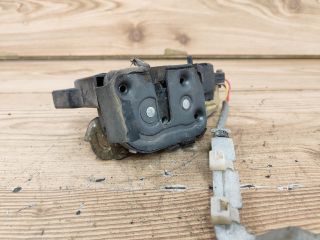 bontott MAZDA 323 Bal hátsó Ajtózár