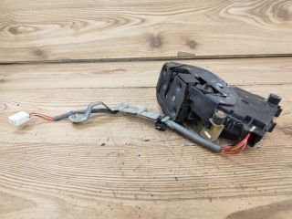 bontott MAZDA 323 Bal hátsó Ajtózár