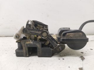 bontott MAZDA 323 Bal hátsó Ajtózár