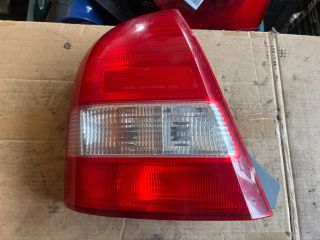 bontott MAZDA 323 Bal Hátsó Lámpa