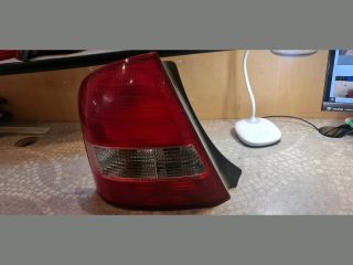 bontott MAZDA 323 Bal Hátsó Lámpa