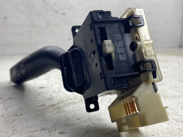 bontott MAZDA 323 Bal Kormánykapcsoló Irányjelző