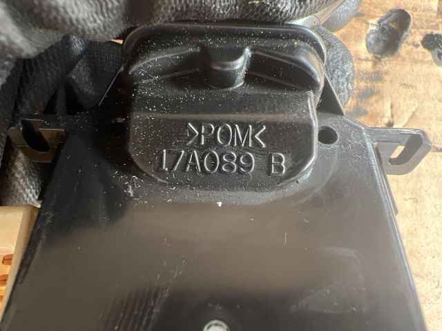 bontott MAZDA 323 Bal Kormánykapcsoló Irányjelző