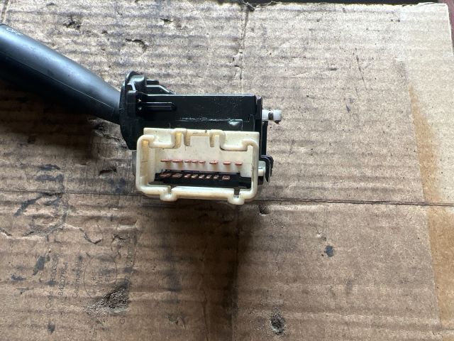 bontott MAZDA 323 Bal Kormánykapcsoló Irányjelző