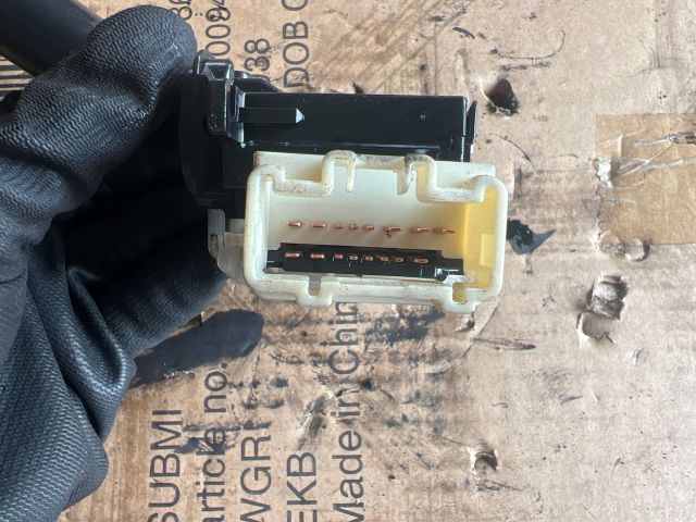 bontott MAZDA 323 Bal Kormánykapcsoló Irányjelző