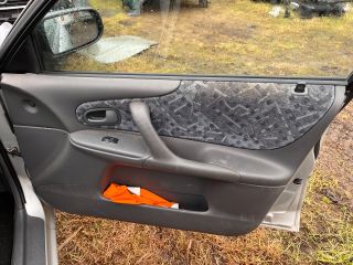 bontott MAZDA 323 Bal Napellenző