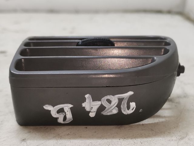 bontott MAZDA 323 Bal Szellőző