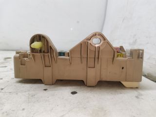 bontott MAZDA 323 Biztosítéktábla Utastér