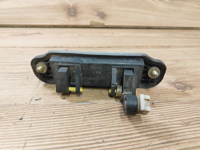 bontott MAZDA 323 Csomagtér Nyitó Kar / Gomb