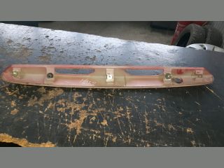 bontott MAZDA 323 Csomagtérajtó Díszléc