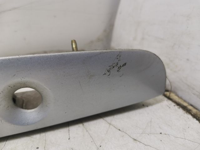 bontott MAZDA 323 Csomagtérajtó Díszléc