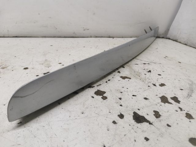 bontott MAZDA 323 Csomagtérajtó Díszléc