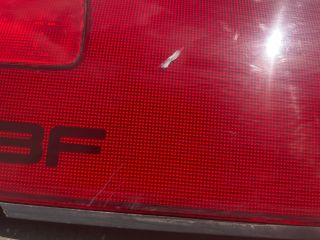 bontott MAZDA 323 Csomagtérajtó Díszléc