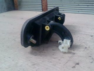 bontott MAZDA 323 Csomagtérajtó Kilincs