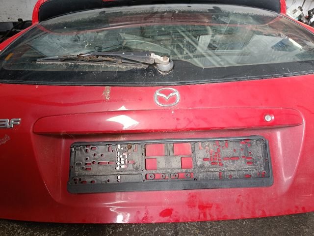 bontott MAZDA 323 Csomagtérajtó (Részeivel)