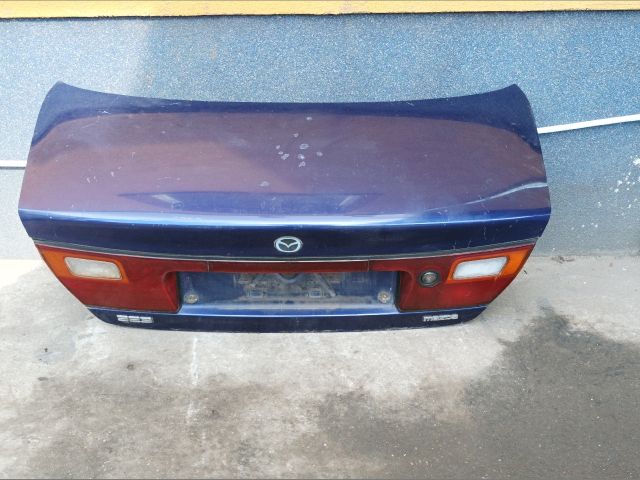 bontott MAZDA 323 Csomagtérajtó (Üres lemez)