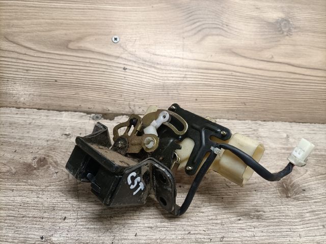 bontott MAZDA 323 Csomagtérajtó Zárszerkezet