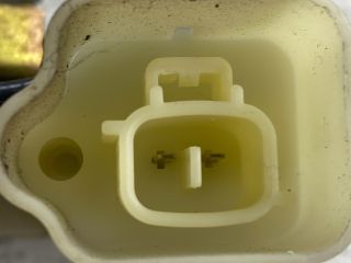 bontott MAZDA 323 Csomagtérajtó Zárszerkezet