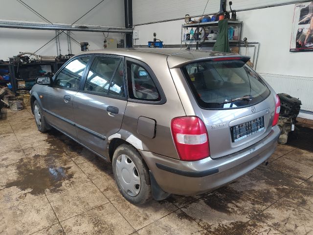 bontott MAZDA 323 Csomagtérajtó Zárszerkezet