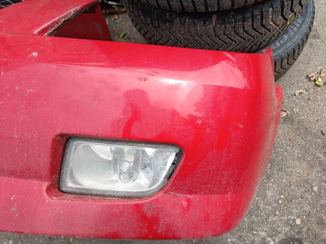 bontott MAZDA 323 Első Lökhárító (Részeivel)