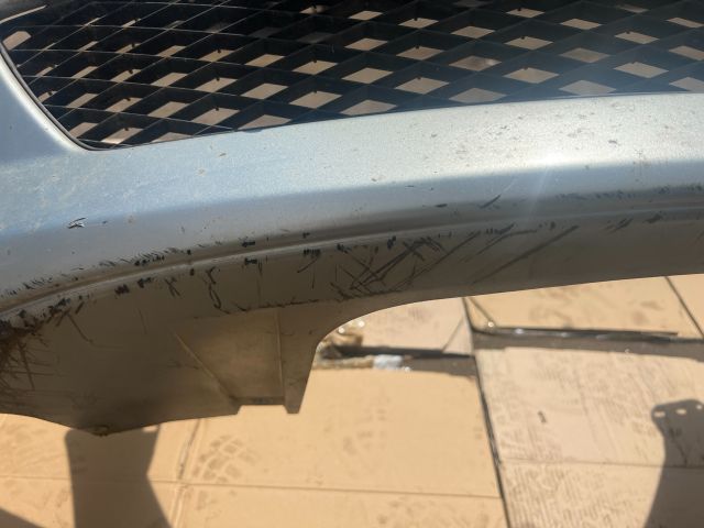 bontott MAZDA 323 Első Lökhárító (Üresen)