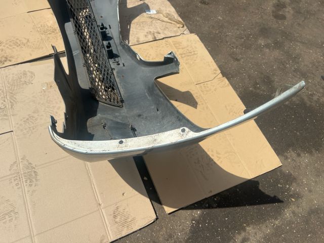 bontott MAZDA 323 Első Lökhárító (Üresen)