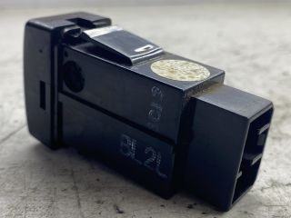 bontott MAZDA 323 Fényszórómagasság Állító Kapcsoló