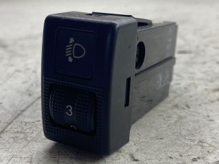 bontott MAZDA 323 Fényszórómagasság Állító Kapcsoló