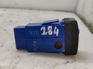 bontott MAZDA 323 Fényszórómagasság Állító Kapcsoló