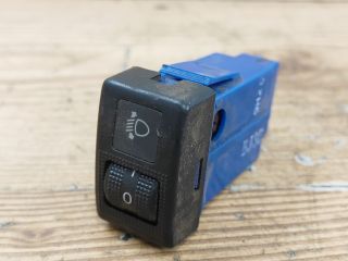 bontott MAZDA 323 Fényszórómagasság Állító Kapcsoló