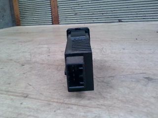 bontott MAZDA 323 Fényszórómagasság Állító Kapcsoló