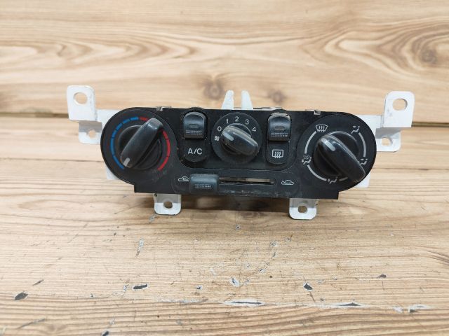 bontott MAZDA 323 Fűtéskapcsoló (manuális klímás)