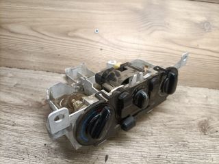 bontott MAZDA 323 Fűtéskapcsoló (Nem klímás)