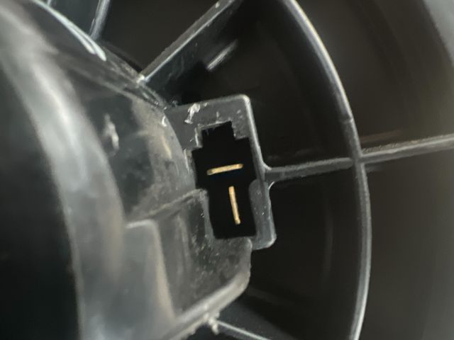 bontott MAZDA 323 Fűtőmotor (Klímás)