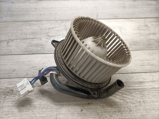 bontott MAZDA 323 Fűtőmotor (Klímás)