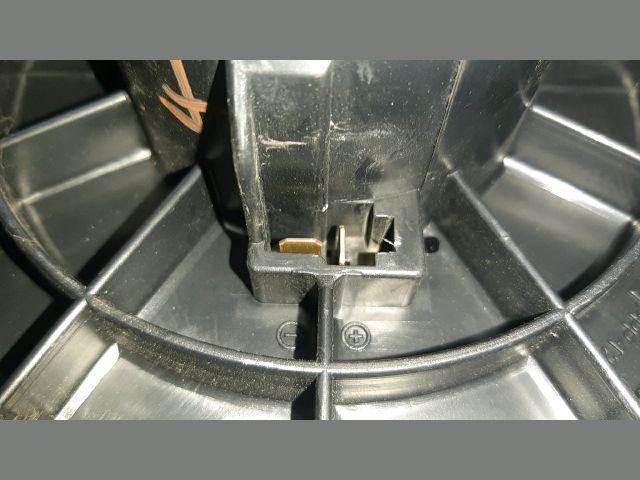 bontott MAZDA 323 Fűtőmotor (Nem klímás)