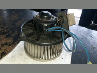 bontott MAZDA 323 Fűtőmotor (Nem klímás)