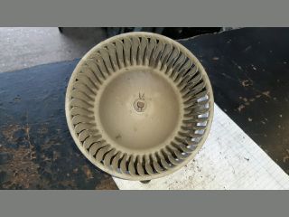 bontott MAZDA 323 Fűtőmotor (Nem klímás)