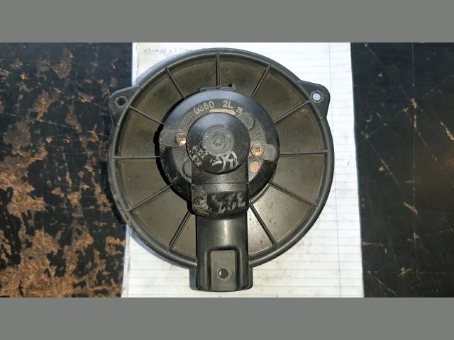 bontott MAZDA 323 Fűtőmotor (Nem klímás)