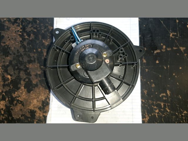 bontott MAZDA 323 Fűtőmotor (Nem klímás)