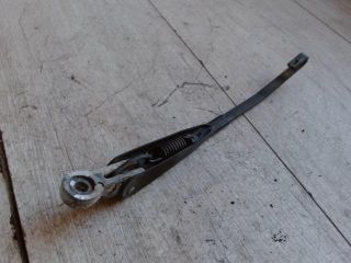 bontott MAZDA 323 Hátsó Ablaktörlő Kar