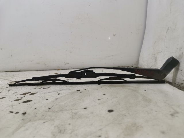 bontott MAZDA 323 Hátsó Ablaktörlő Kar