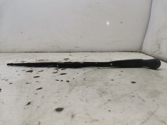 bontott MAZDA 323 Hátsó Ablaktörlő Kar