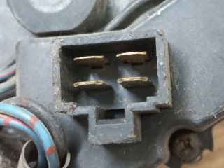 bontott MAZDA 323 Hátsó Ablaktörlő Motor