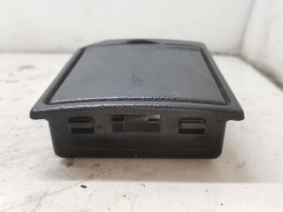 bontott MAZDA 323 Hátsó Hamutartó