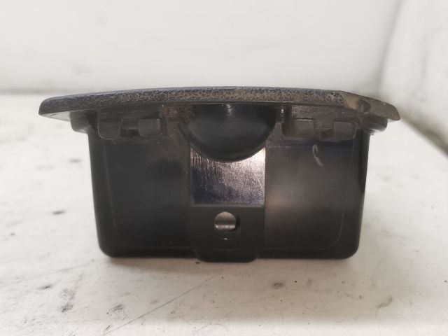 bontott MAZDA 323 Hátsó Hamutartó