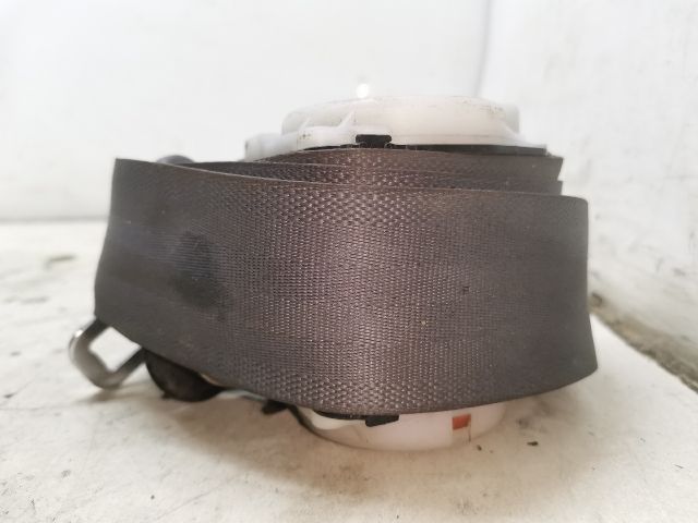 bontott MAZDA 323 Hátsó középső Biztonsági Öv