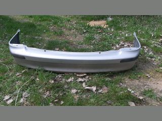 bontott MAZDA 323 Hátsó Lökhárító (Üresen)